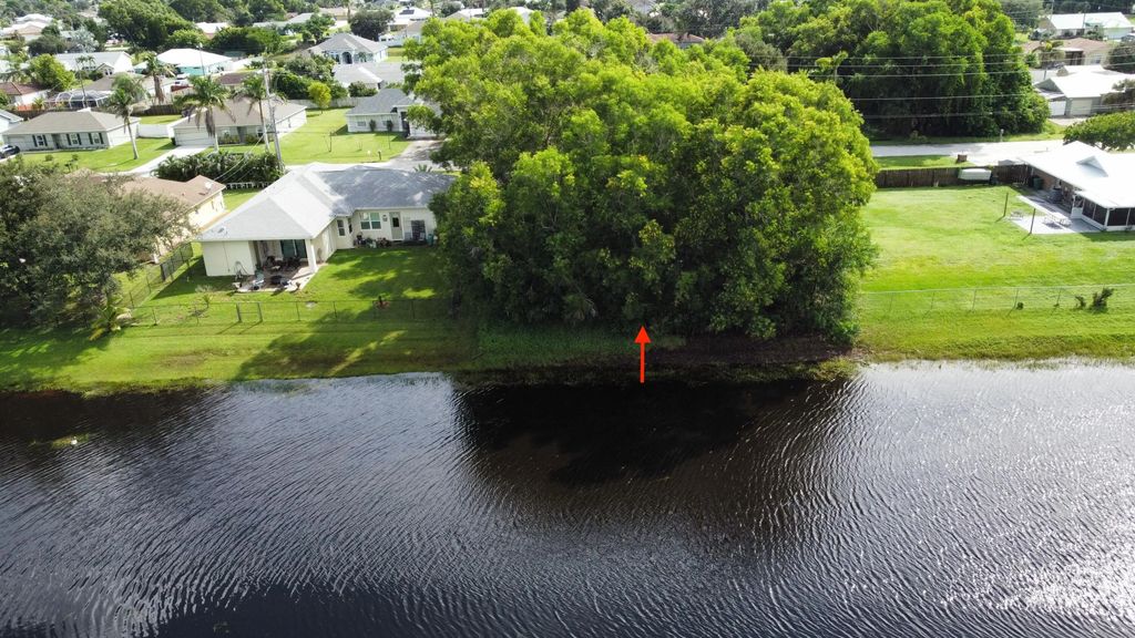 2550 Se Blackwell Drive, Port St. Lucie