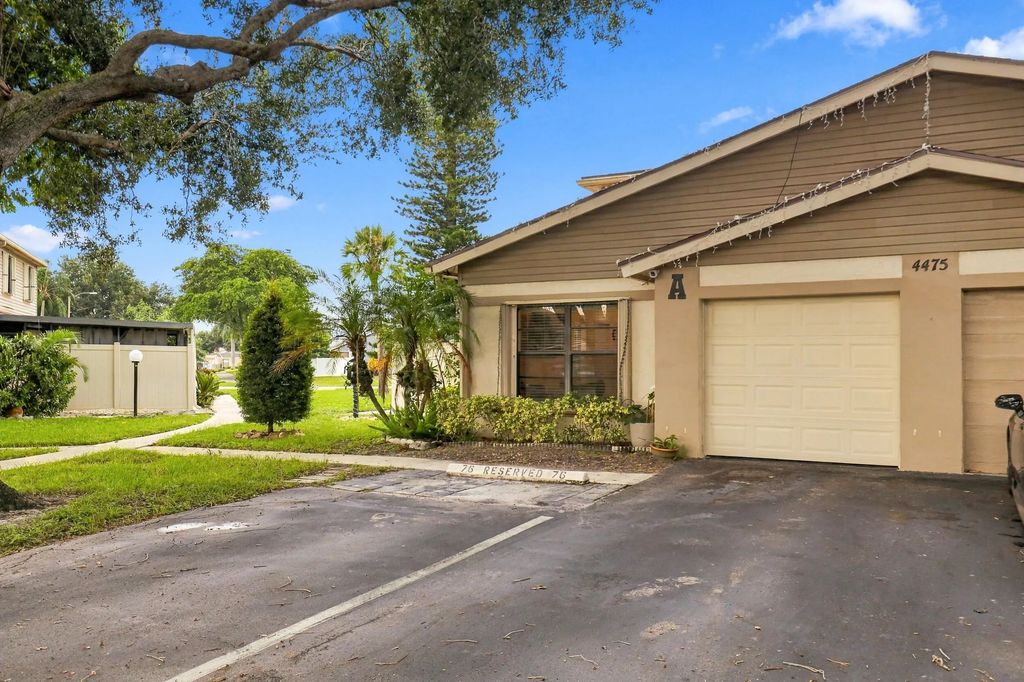 4475 Willow Pond Road #a, West Palm Beach