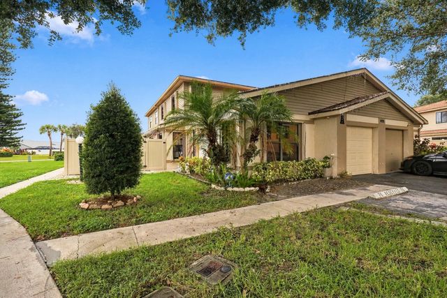 2 of 23 - 4475 Willow Pond Road #a, West Palm Beach, FL
