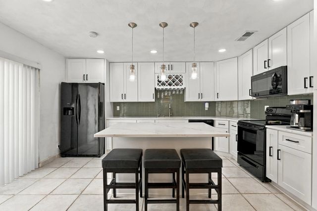 4 of 23 - 4475 Willow Pond Road #a, West Palm Beach, FL