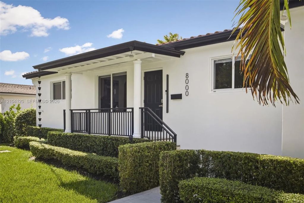 8000 Sw 19th Street, Miami