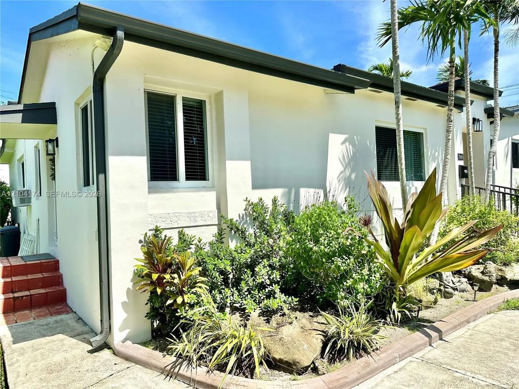 7845 Sw 21st Street #adu, Miami
