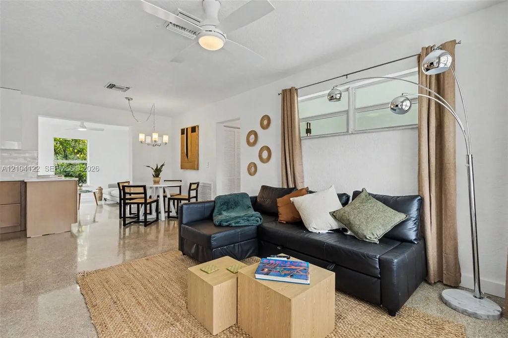 471 Sw 27th Terrace, Fort Lauderdale