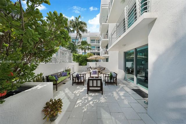 2 of 26 - 110 Washington Avenue #2312, Miami Beach, FL