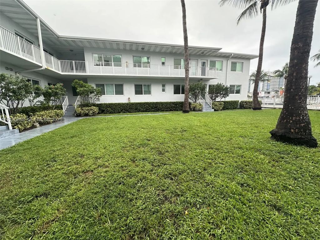 7207 Bay Drive #13, Miami Beach