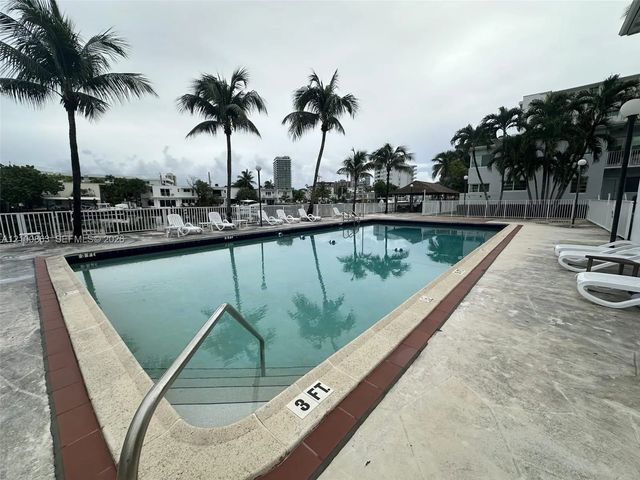 4 of 23 - 7207 Bay Drive #13, Miami Beach, FL