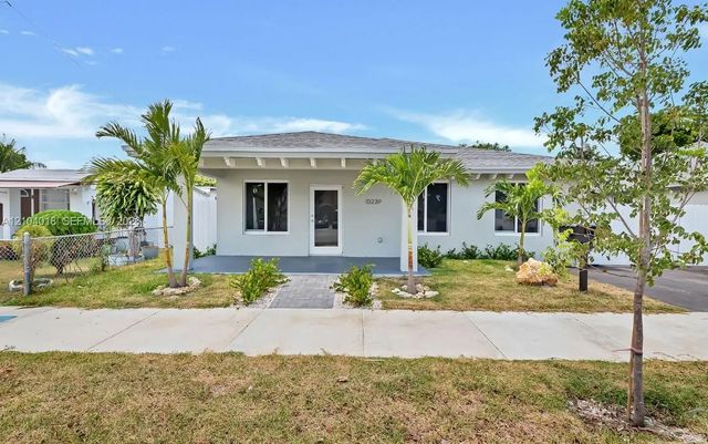 2 of 13 - 10239 Sw 173rd Street, Miami, FL
