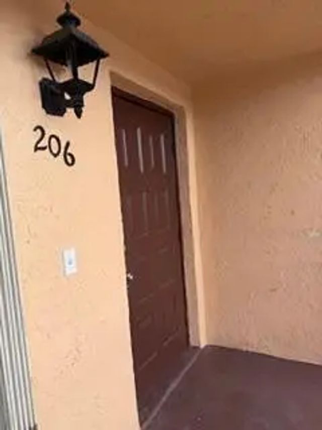2 of 19 - 5939 Forest Hill Boulevard #206, West Palm Beach, FL