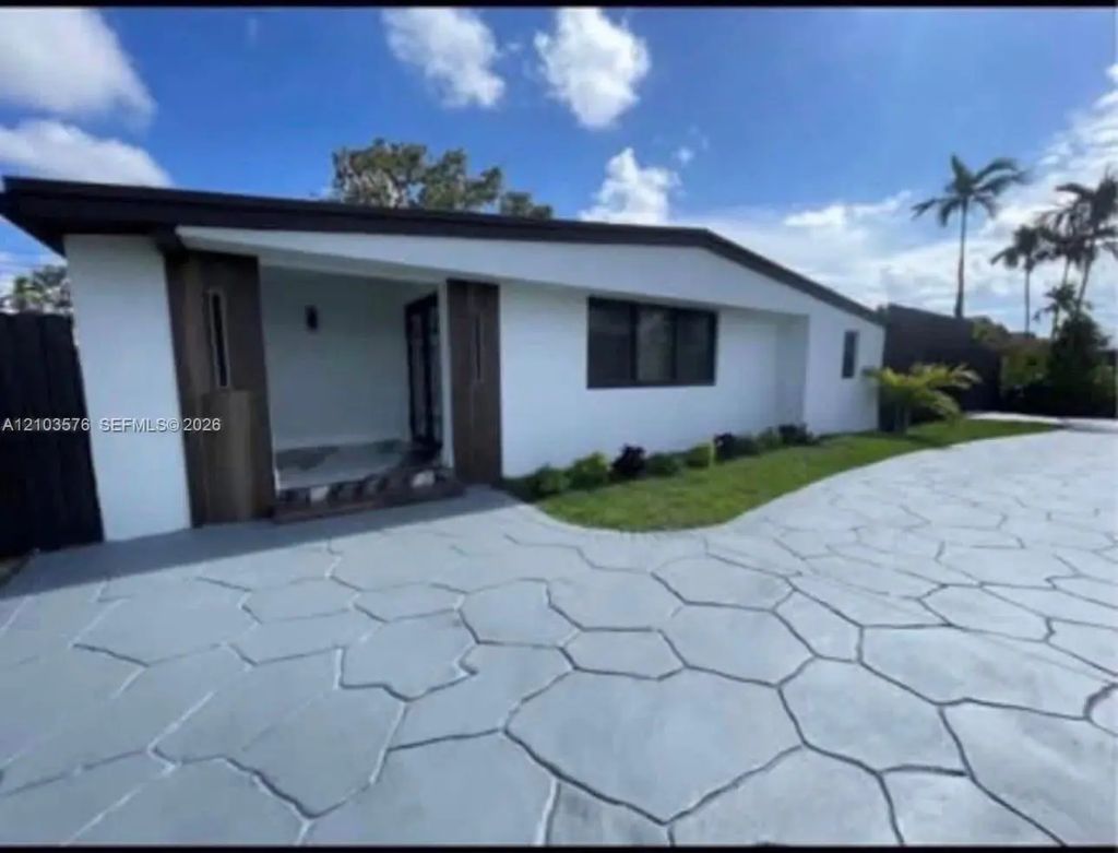 10460 Sw 26th Terrace #na, Miami