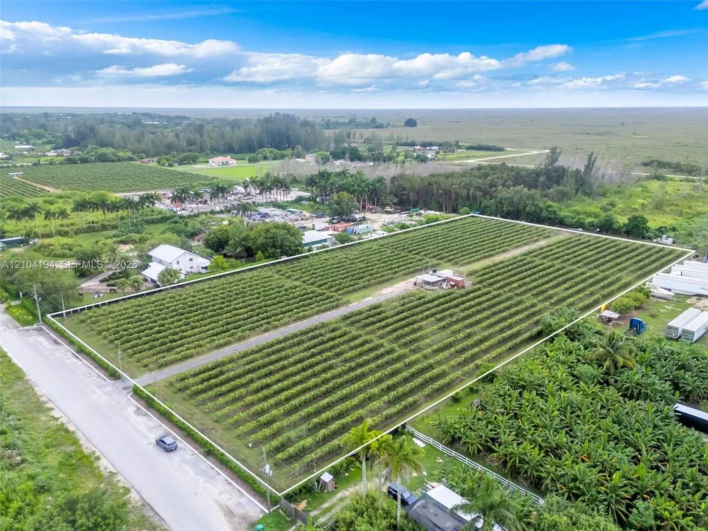 Sw 205th Avenue, Miami