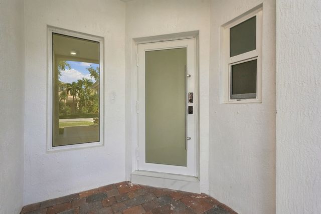 5 of 39 - 1888 Se 14th Street, Homestead, FL