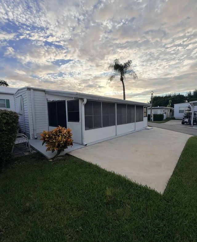 2 of 35 - 209 E Eagle Drive #e, Boynton Beach, FL