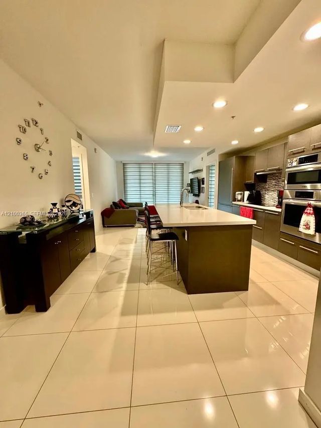 4 of 38 - 7751 Nw 107th Avenue #316, Doral, FL