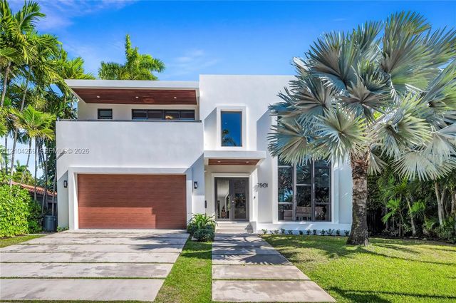 7501 Coquina Drive, North Bay Village