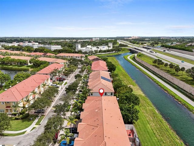 3 of 33 - 2104 Ne 3rd Court, Homestead, FL