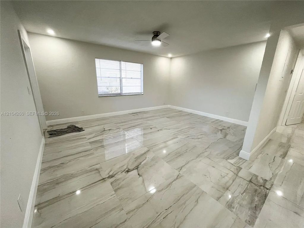 8011 Nw 44th Court #1, Coral Springs