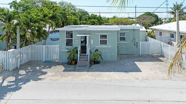 30 Orange Drive, Key Largo