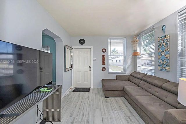 4 of 39 - 30 Orange Drive, Key Largo, FL
