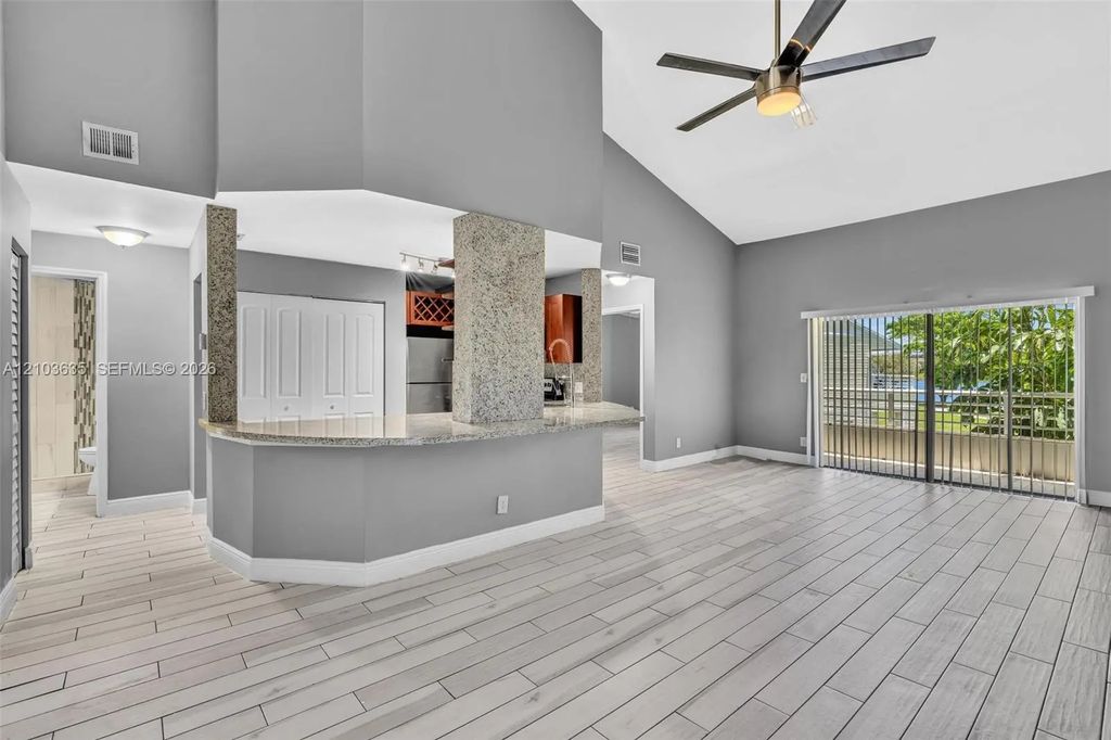 3417 Nw 44th Street #201, Oakland Park