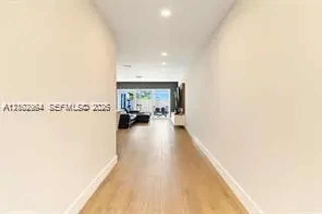 5 of 38 - 8232 Sw 81st Terrace #8232, Miami, FL