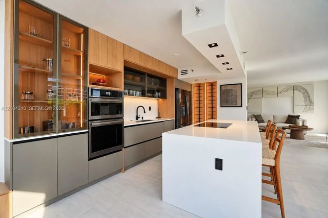 5 of 36 - 3530 Mystic Pointe Drive #415, Aventura, FL