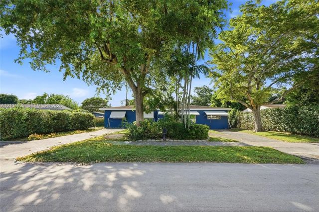 2 of 39 - 18210 Nw 5th Avenue, Miami Gardens, FL