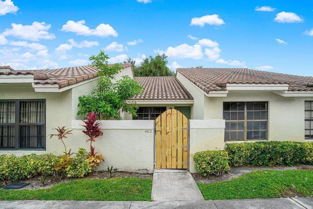 462 Hardwood Place #462, Boca Raton