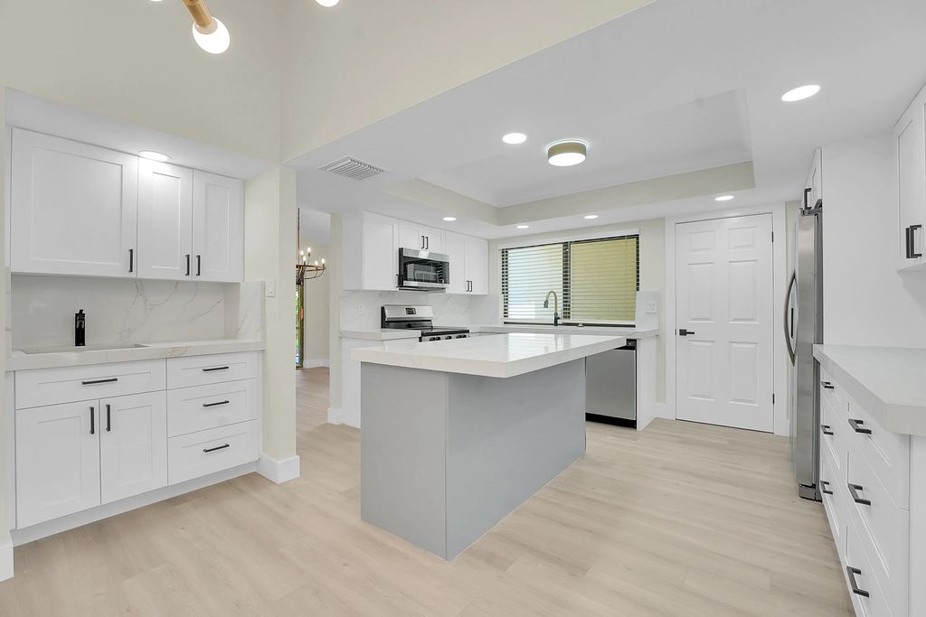 11457 Sandy Oaks Court, North Palm Beach