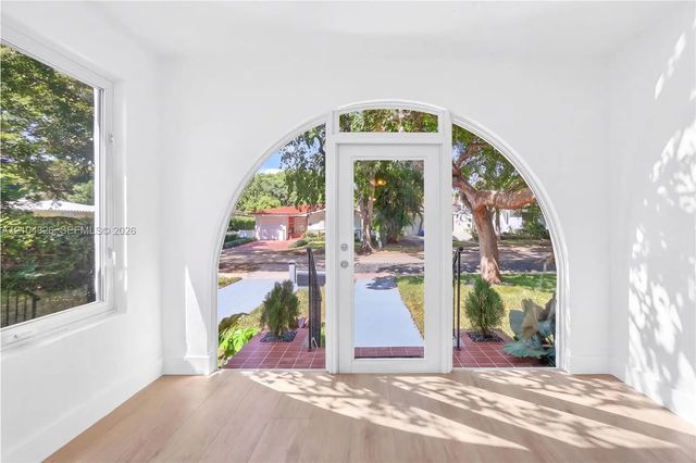 3 of 14 - 230 Aledo Avenue, Coral Gables, FL
