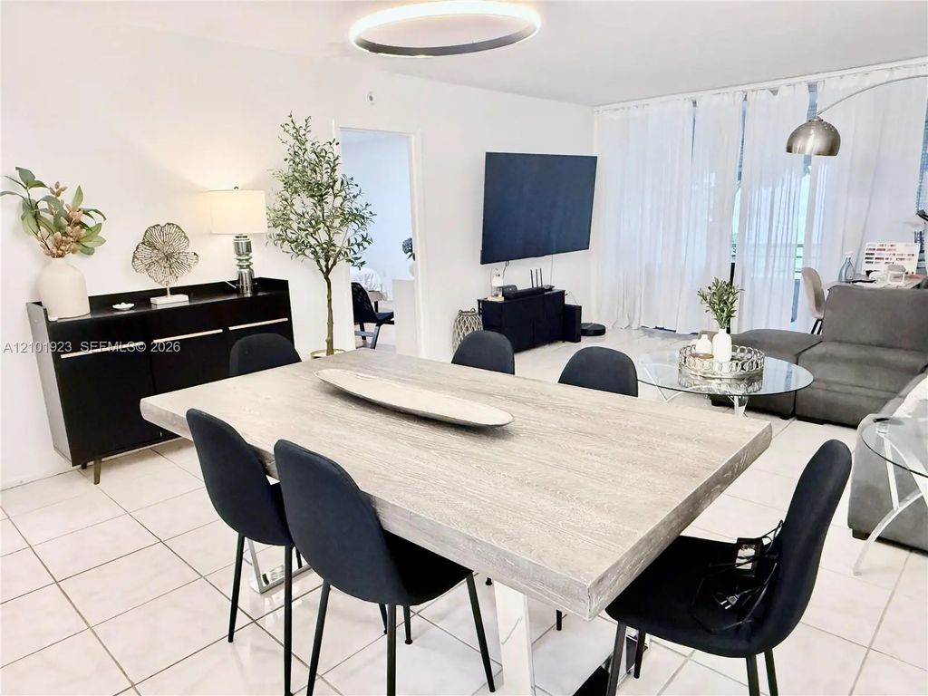 8321 Sands Point Boulevard #d204, Tamarac