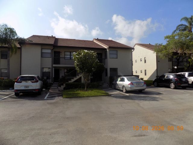 7674 Tahiti Lane #106, Lake Worth