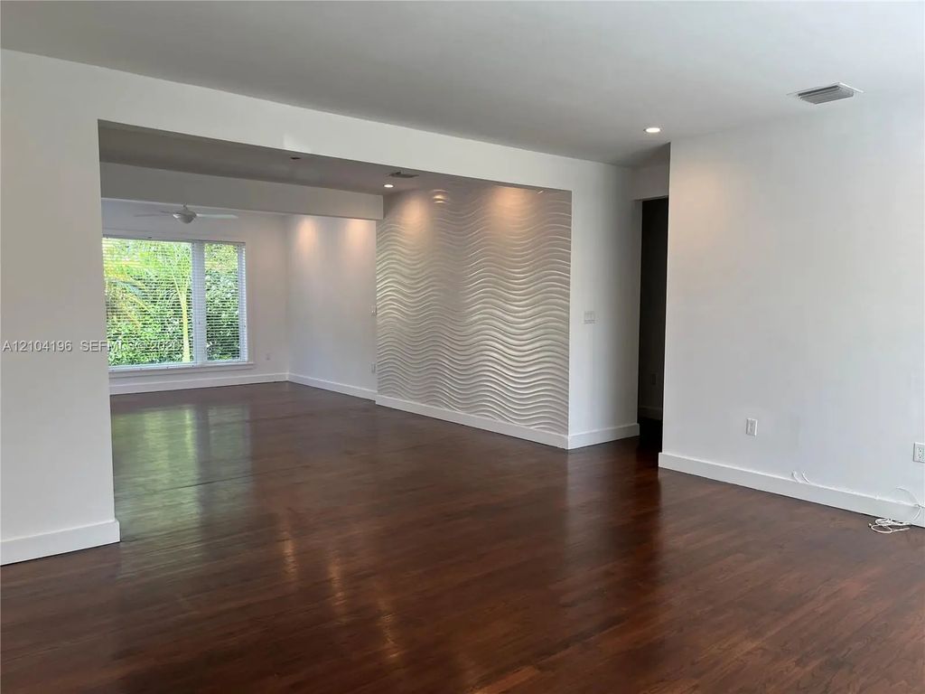 317 Fluvia Avenue, Coral Gables