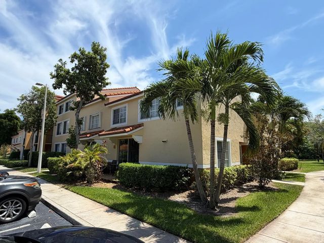 3 of 28 - 123 Yacht Club Way #111, Hypoluxo, FL