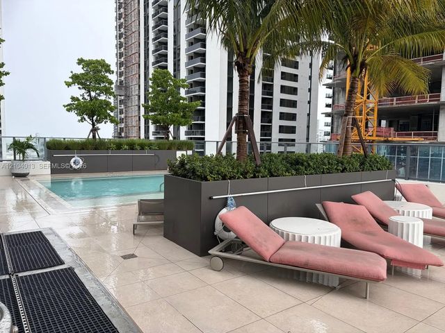 4 of 19 - 11 Ne 6th Street #3005, Miami, FL