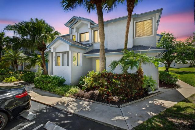 406 Harbour Pointe Way, Greenacres