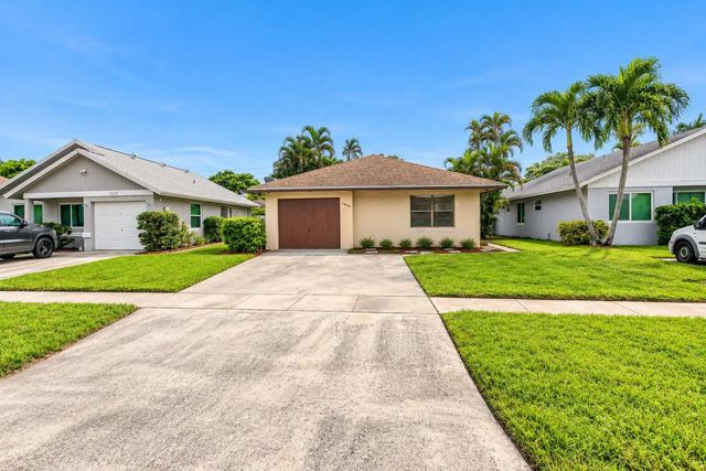 2 of 42 - 1435 S Summit Run Circle, West Palm Beach, FL