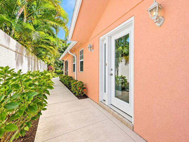 3 of 28 - 8282 Old Forest Road, Palm Beach Gardens, FL