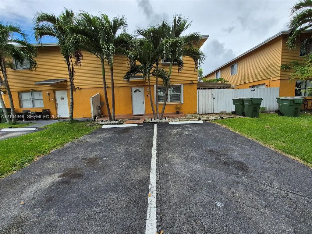 203 Ne 12th Avenue #203, Homestead