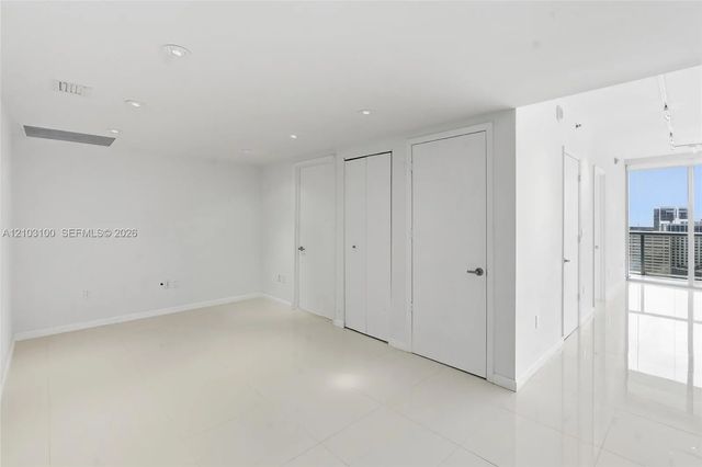3 of 27 - 495 Brickell Avenue #4003, Miami, FL