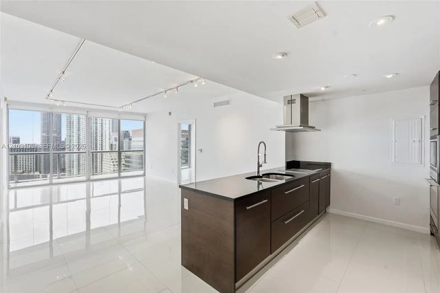4 of 27 - 495 Brickell Avenue #4003, Miami, FL