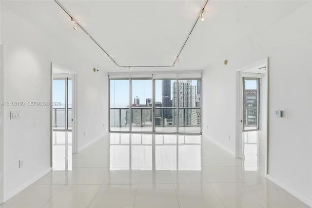 5 of 27 - 495 Brickell Avenue #4003, Miami, FL