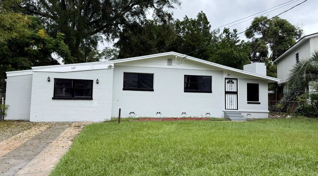 9117 Lingard Avenue, Jacksonville