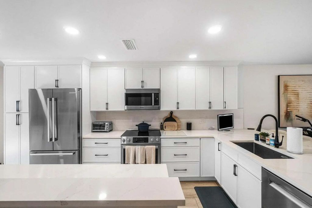 28 Southport Lane #b, Boynton Beach
