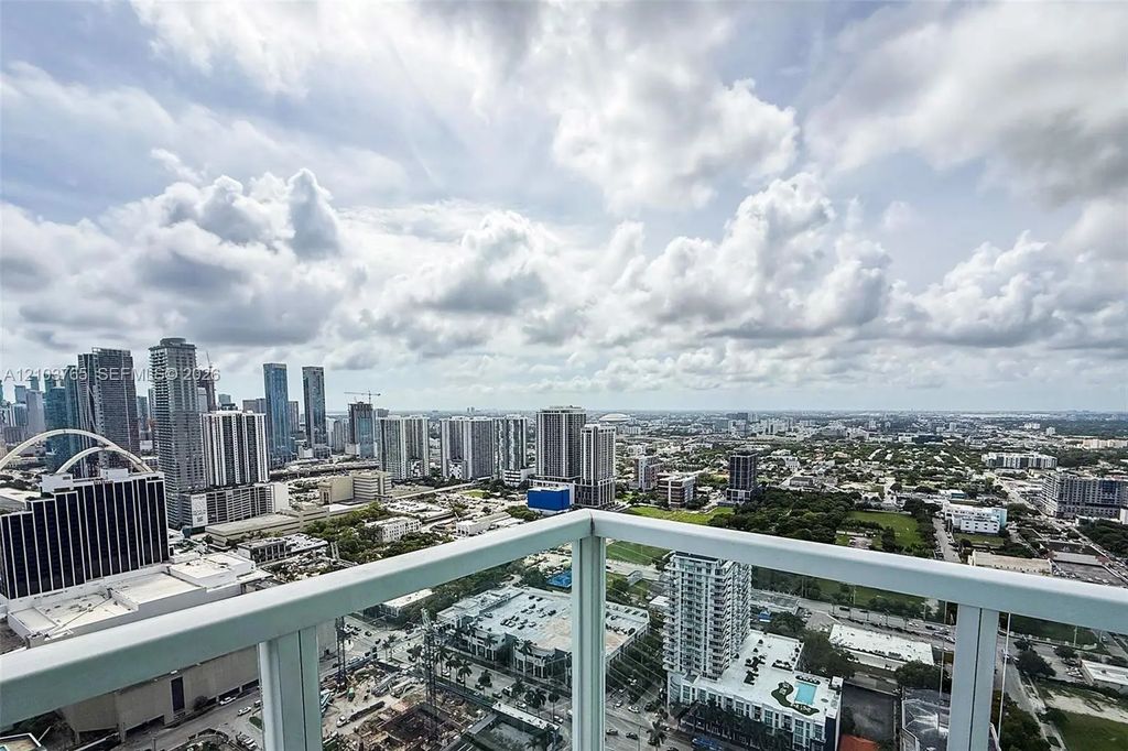 1900 N Bayshore Drive #4211, Miami