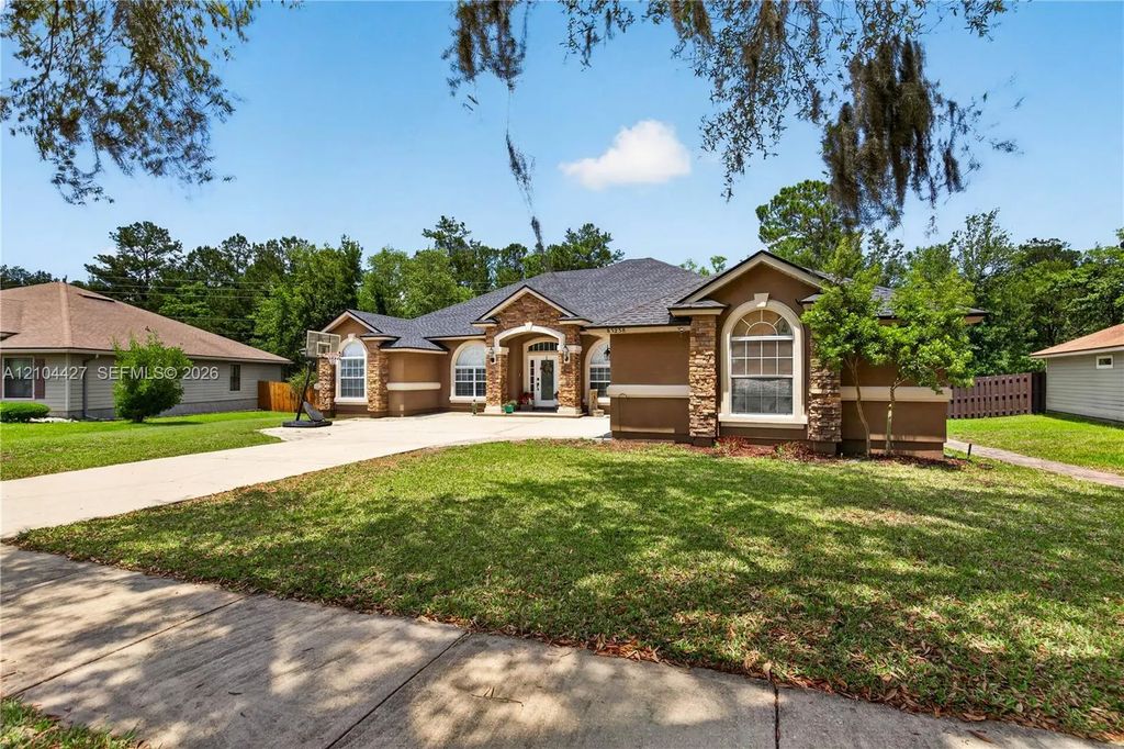 87238 Branch Creek Drive, 