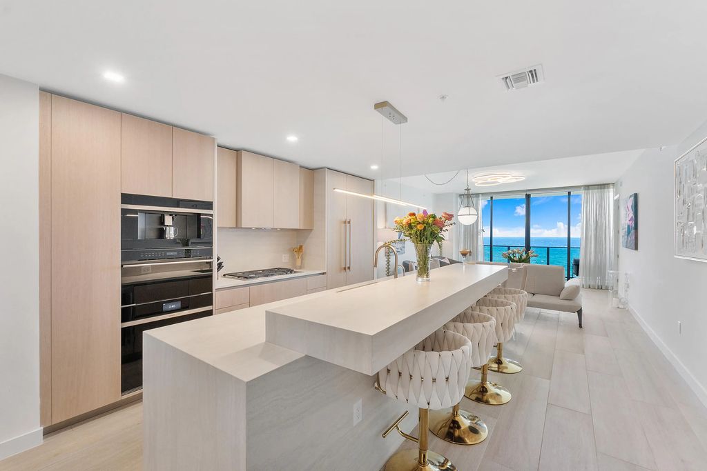 900 N Ocean Boulevard #1204, Pompano Beach
