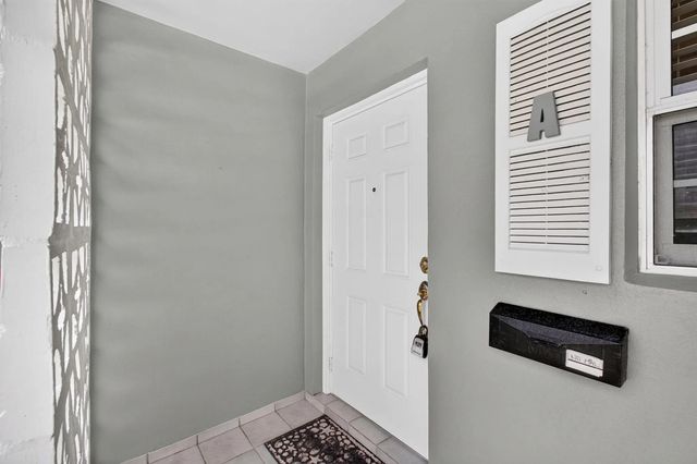3 of 52 - 702 South Drive #a, Delray Beach, FL