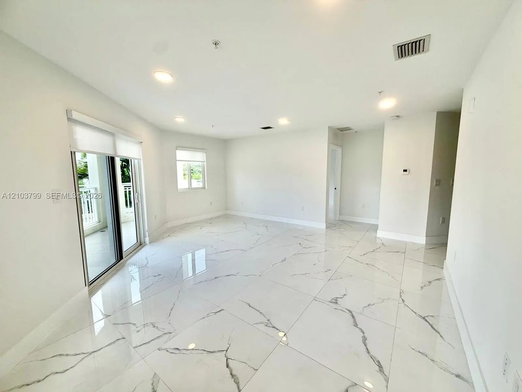 11150 Nw 82nd Street #201, Doral