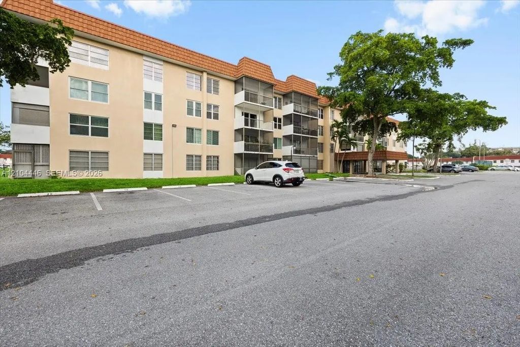 4154 Inverrary Drive #312, Lauderhill