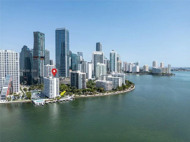 3 of 6 - 200 Se 15th Road #2s, Miami, FL